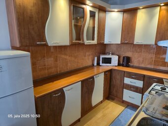 jeden a pol izbový byt v Košiciach - Jazero, Uralská ulica - 6