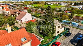 Príjemný pozemok v obľúbenej mestskej časti Rača so... - 6