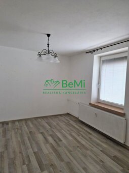 Predaj, 2 izbový zrekonštruovaný byt - Zlaté Moravce (1212-1 - 6