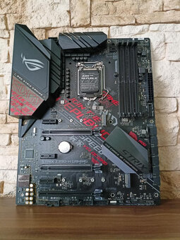 Herní doska ASUS ROG STRIX Z390-H GAMING, socket 1151 - 6