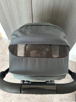 Predam Maxi-Cosi Lara 2 kočík Essential Graphite - 6