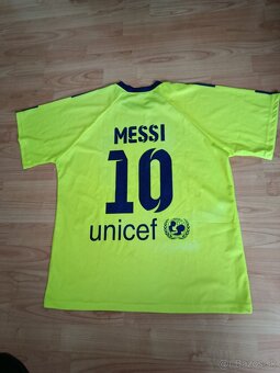 Predám  športove dresy - 6