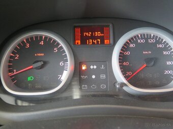 Dacia Duster 1.616V,kůže,klima,tažné,1.majitel - 6