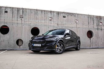 Ford Mustang Mach-E / ODPOČET - 6