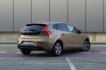 Volvo V40 D2 Powershift AT6 - 6