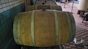 Sudy dubové barikové 225 L s nerezovými podstavcami - 6