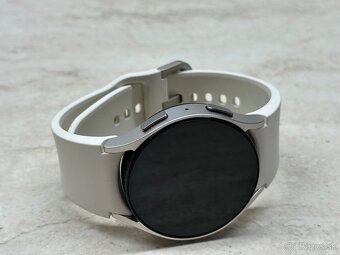 Samsung Galaxy Watch 6 40mm Gold - 6