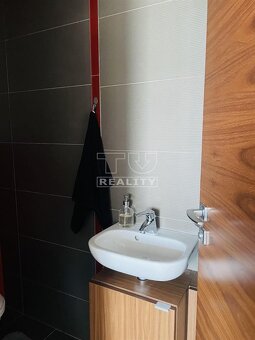 Vynikajúca lokalita s pekným 2.izb.bytom.62m2 - 6