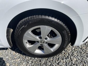 Škoda Octavia 2.0TDi 150PS DSG DPH VIRT FULL - 6