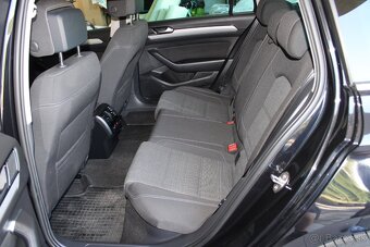 Volkswagen Passat Variant 2.0 TDI EVO Business DSG,1.majiteľ - 6