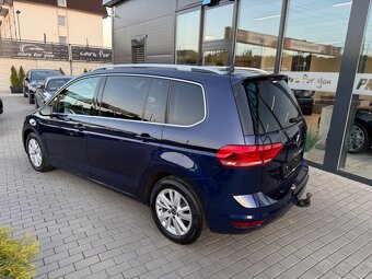 Volkswagen Touran 2.0TDi Highline 7M - 6