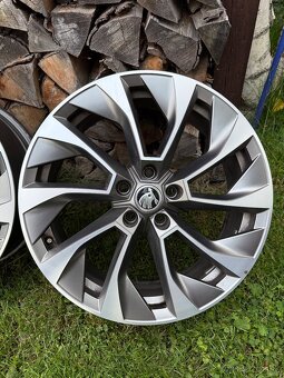 Alu disky 5x112 R19 Škoda - 6