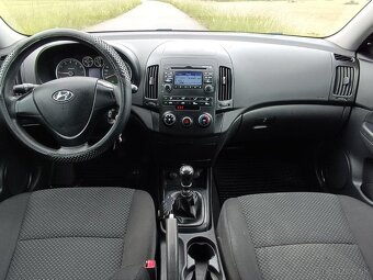 Hyundai I30, 1.4 benzín, r.2010, dobrý stav - 6