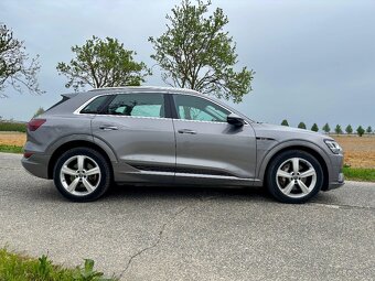 Elektromobil Audi E-Tron 50 Quattro 71kWh záruka DPH - 6