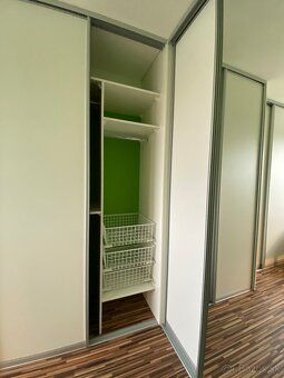 Prenajnem izbu v 3-izbovom byte (ideál pre študenta) - 6