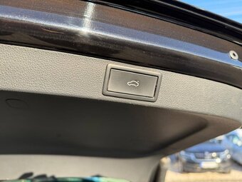 Škoda Octavia Combi 2.0 TDI SCR Style DSG - 6