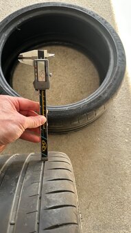 Michelin Pilot sport 4s 245/35 R19 - 6