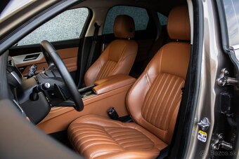 Jaguar XF 3.0D TDV6 Portfolio Auto - 6