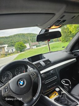 BMW E87 118D 240000km  2010 - 6
