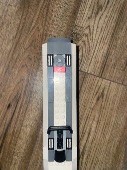 Predám LEGO City vlak 60051 – vysokorýchlostný osobný vlak - 6