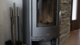 BEŠEŇOVÁ / Predaj apartmánového domu / 2 samostatné jednotky - 6