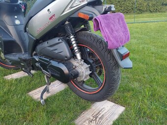 Skúter kymco 125 - 6