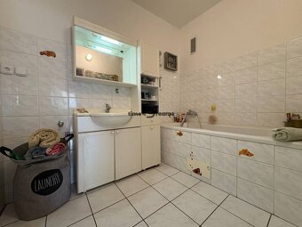 Na predaj: Veľký 3 ib v CENTRE + BALKON + ŠATNIK + ŠPAJZA + - 6