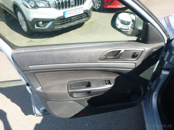 Škoda Octavia 1,4i 16V 2011 - 6