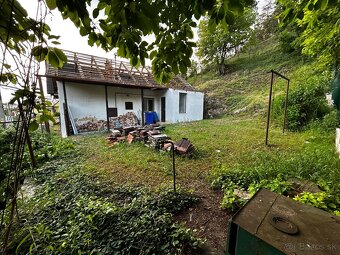 POZEMOK NA PREDAJ - 6