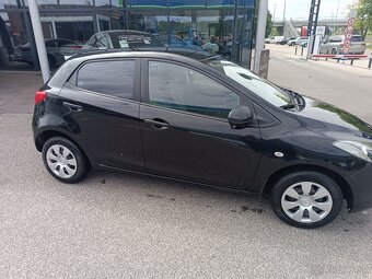 Predám Mazda 2 rok výroby 2008 - 6