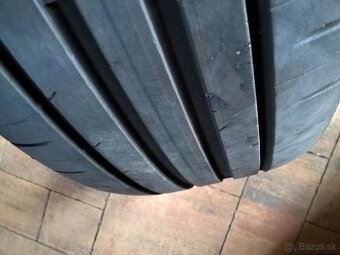LETNÉ 205/60 R16 92V GOODYEAR cca 6 mm DOT 4322 LEN 35-€/kus - 6