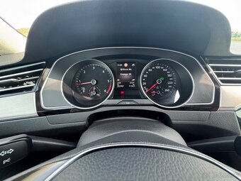 Predam vw passat b8 2.0tdi 110kw 6dsg highline bez ad blue - 6