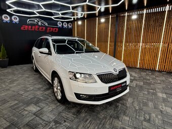Škoda Octavia Combi 2.0 TDI Elegance/Style - 6
