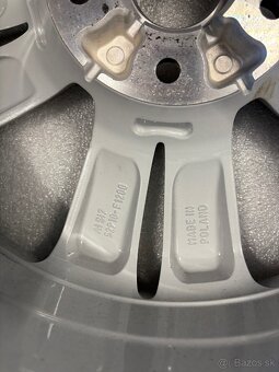 Predam 2 ks hlinikový disk originál Kia Sportage r17” - 6