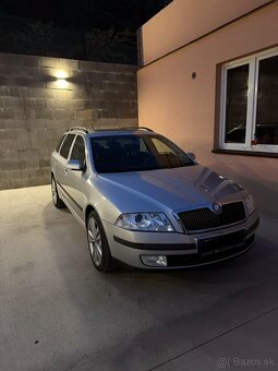 Škoda Octavia 2.0TDI DSG - 6