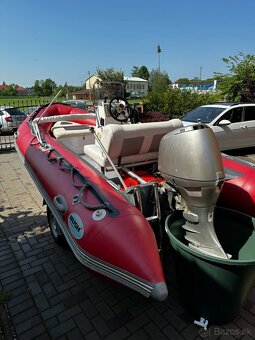 Predám nafukovací čln BUSH s motorom Honda 40HP + prívesný - 6