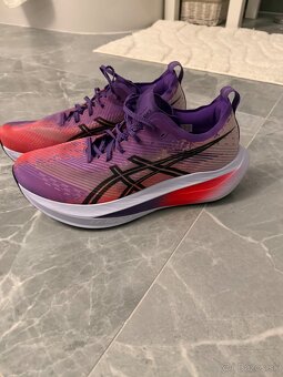 ASICS Megablast - 6