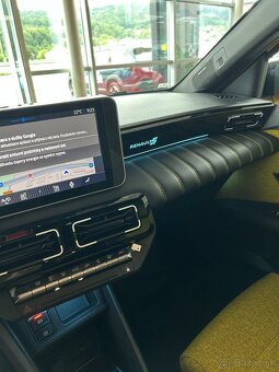 Renault R5 E-Tech elektrický Iconic Cinq 120k - NOVÉ VOZIDLO - 6