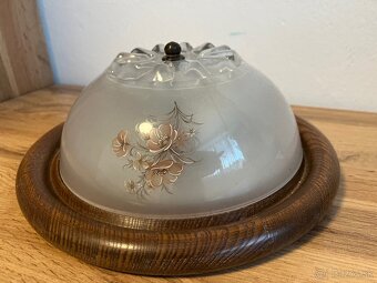 Predam stropnicu , lampa na stenu - 6