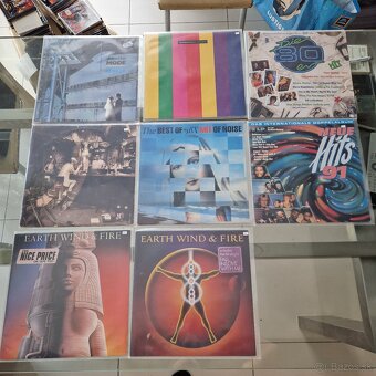DVD-CD-čka...DIRE STRAIS,PINK FLOYD,U2,LINKIN PARK,MONO INC, - 6