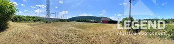 Slnečný stavebný pozemok v Tr.Bohuslaviciach - 2.347m2, IS - 6