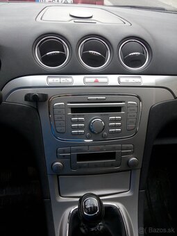 Predám ford S max s ťažným zariad.a nosičom na bicykle - 6