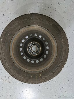 Komplet zimnú sadu  na Škoda OCT - 6Jx15 ET47 195/65 R15 T - 6