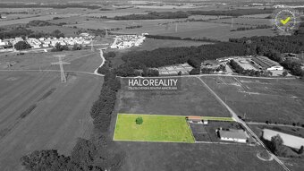 HALO reality - Predaj, rekreačný pozemok Stupava, 3.697 m2 ( - 6