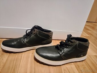 Predám nenosené Nove kožené Botasky zn.WRANGLER č.43 - 30 € - 6