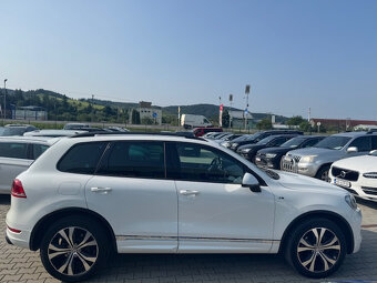 Volkswagen Touareg II 3.0 V6 TDI R-Line 4XMOTION - 6