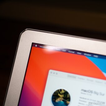 MacBook Air 11’ Mid 2013 - i5, 128GB SSD, 4GB RAM - 6