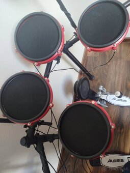 Predam elektricke bicie Alesis nitro modul - 6