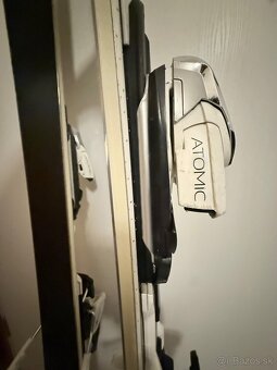 Predám dámske zjazdové lyže Aromic - 6