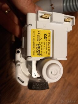 Náhradné diely do umývačky riadu Electrolux - čerpadlá ohrev - 6